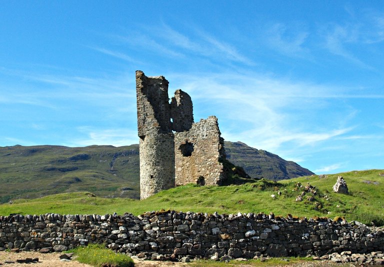 ardvreck-castle-1162483_1920.jpg