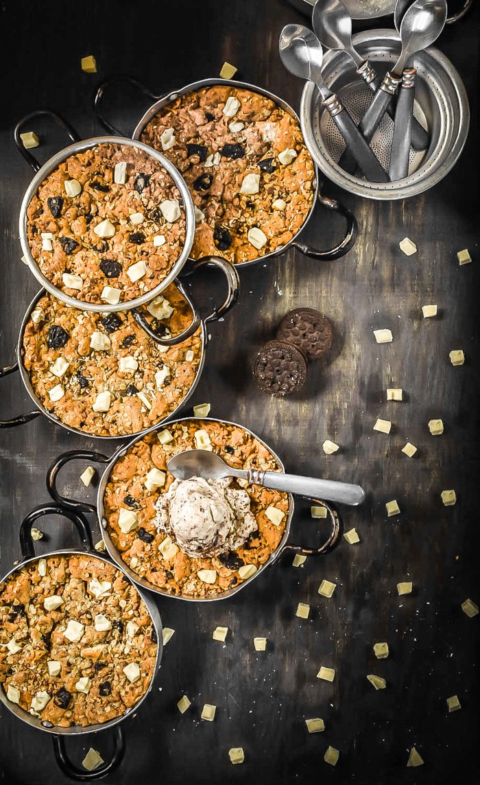 Deep Dish Oreo White Chocolate Oatmeal Skillet Cookies (Vegan)-2.jpg