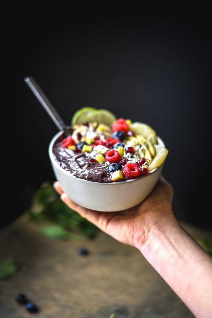 Acai Mango Detox Smoothie Bowls.jpg