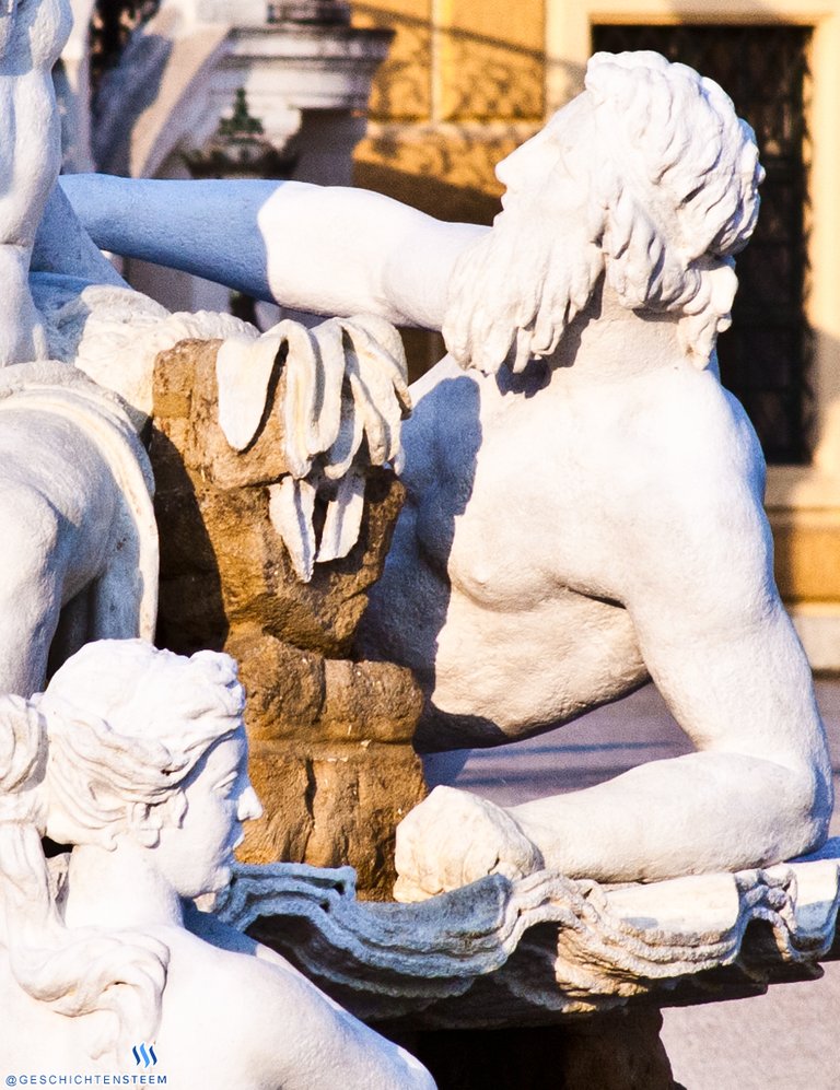 schönbrunn-ohne-menschen-brunnen-links-beide.jpg