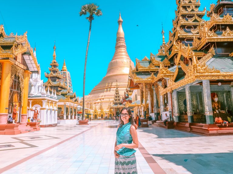 shwedagon pagoda yangon myanmar10.jpg