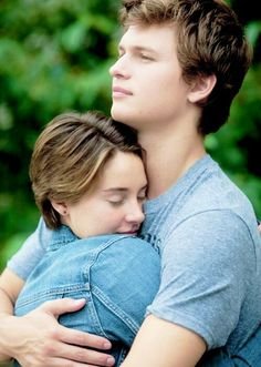 f517dfe793e8287b44f9b3bcb8a07a80--hazel-and-augustus-hazel-grace-lancaster.jpg