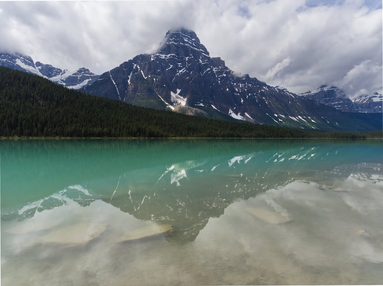 P7010363-Waterfowl-Lake-1680.jpg