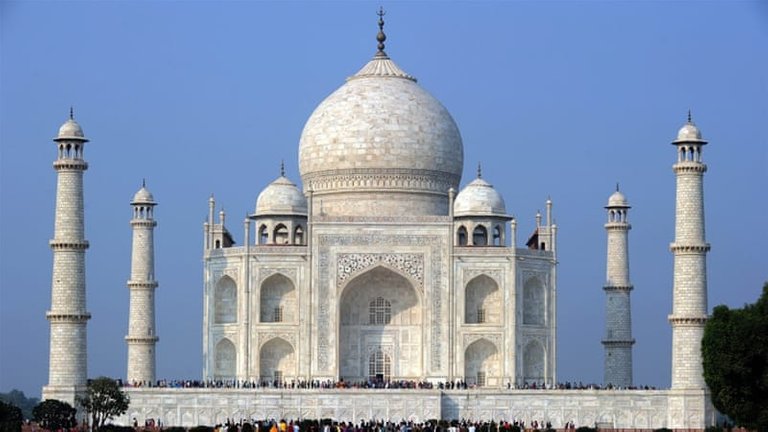 taj.jpg