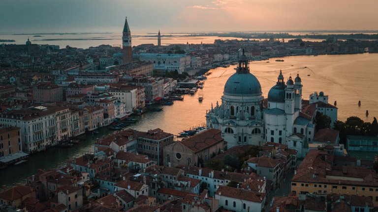 VeniceAerial_Steemit.jpg