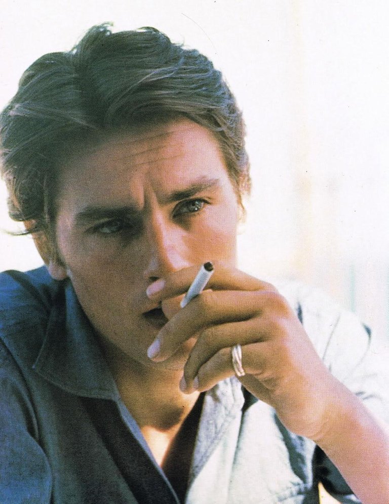 936full-alain-delon.jpg