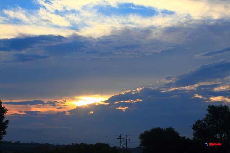 sunrise clouds dawn colorful sky SR0070.jpg