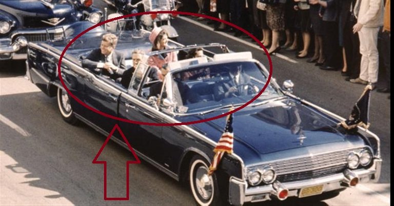 John-F.-Kennedy-JFK-Car-03.jpg