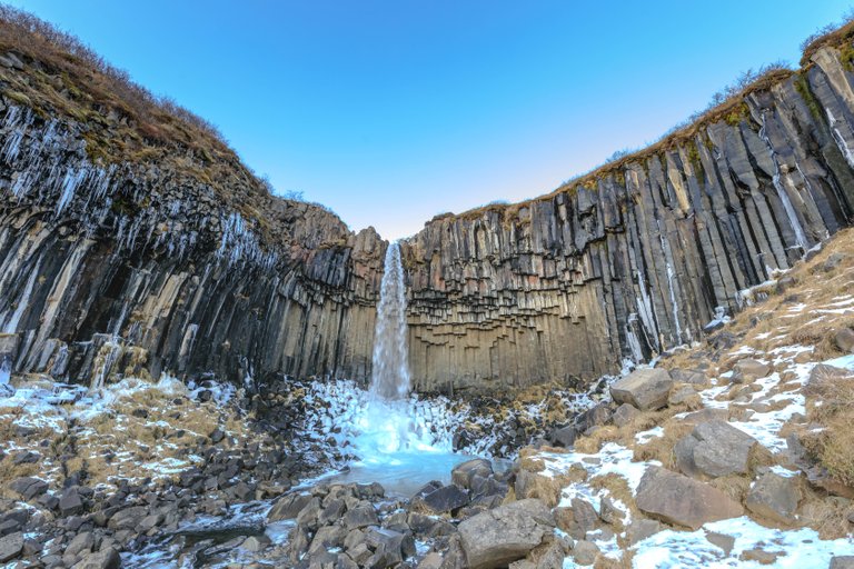 Svartifoss waterfall.jpg