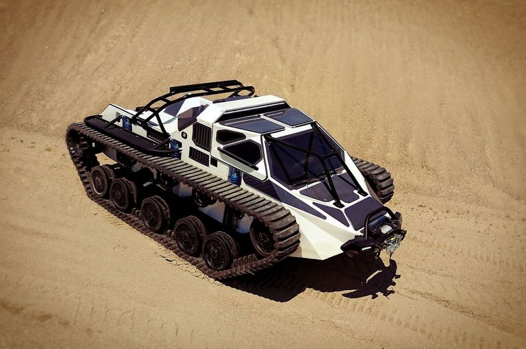 ripsaw-ev2-price-cost-super-luxury-tank-2018-desert-tank-1_1_orig.jpg