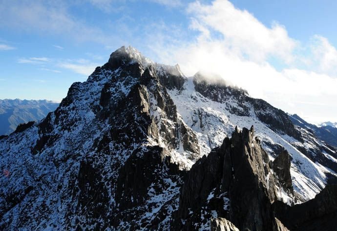 Parque_Nacional_Sierra_Nevada.jpg