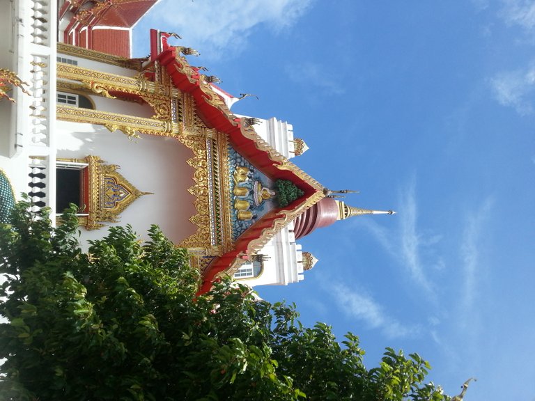 Wat Laharn19.jpg