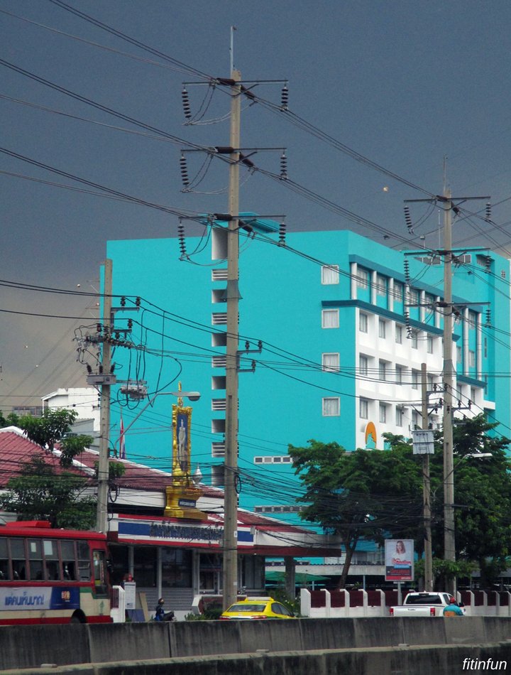 A Storm Coming Bangkok Thailand fitinfun.jpg