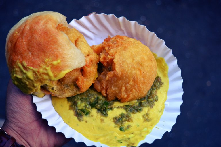 gajanan-vadapav1.jpg