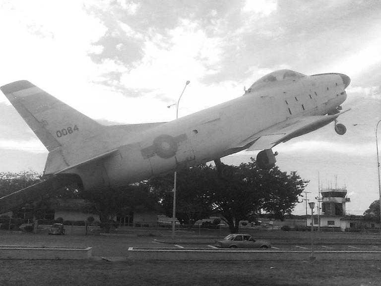 AVION 2.png