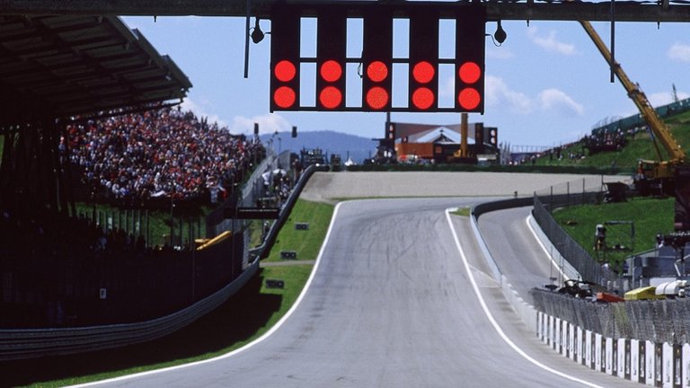 x1385122614Austrian_Grand_Prix_circuit.jpg