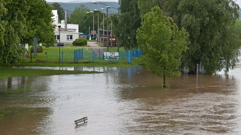 8916323158-treffurt-bootsanleger (FILEminimizer).jpg