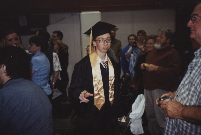 2004-06-08 TUE FGHS Graduation.png