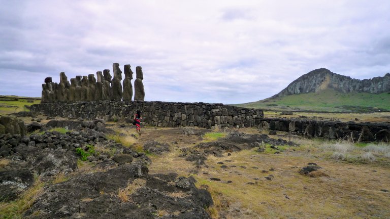 PECL_080_Rapanui_Tongariki.JPG