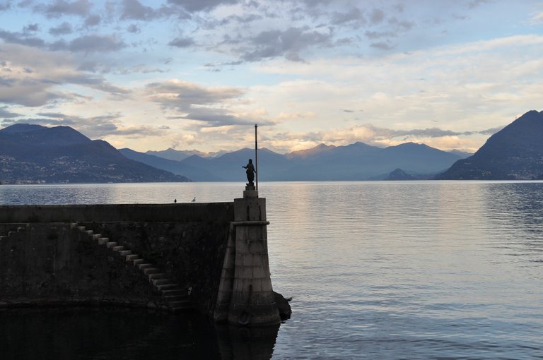 lago-maggiore-328666_1920.jpg