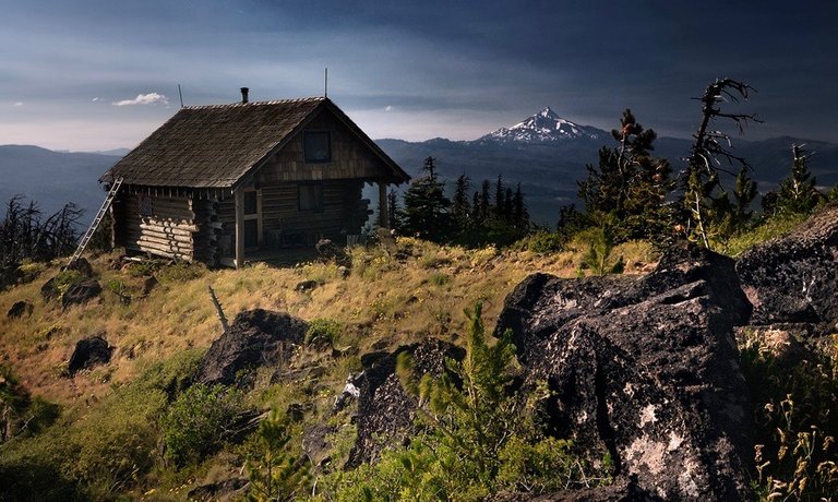 black_butte_hut_by_cezarmart 2.jpg