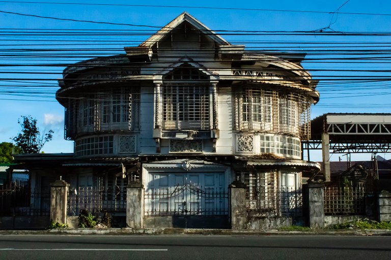 HAUNTED HOUSE IN SAN PABLO CITY SMALL.jpg