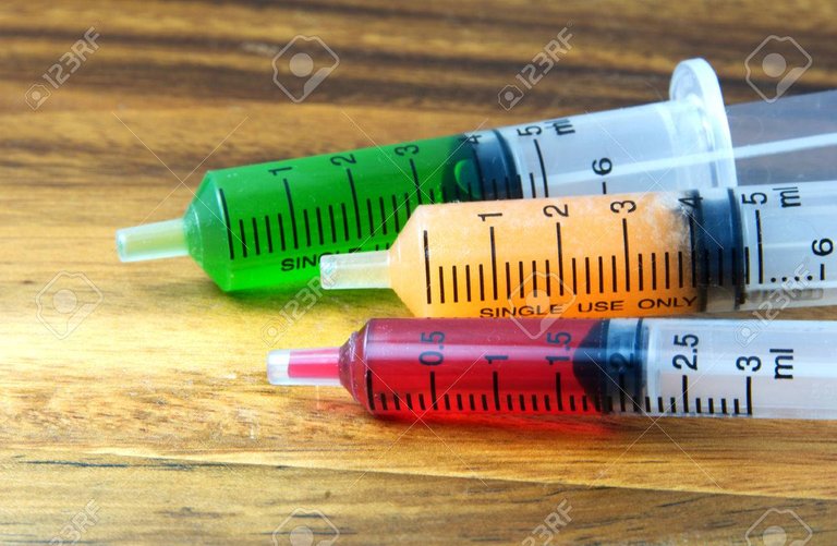 27032178-syrup-in-syringe-the-oral-medicine.jpg