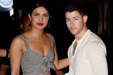 Priyanka-Chopra-and-Nick-Jonas-10.jpg