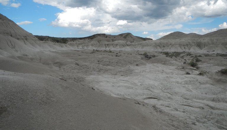 White River Badlands2.jpg