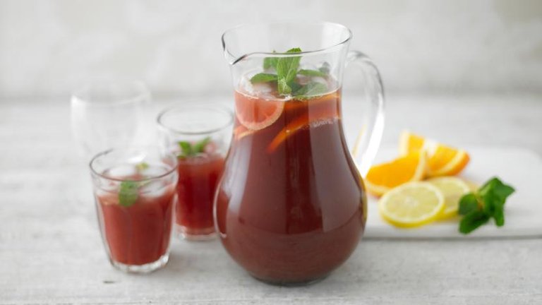 sangria_93847_16x9.jpg