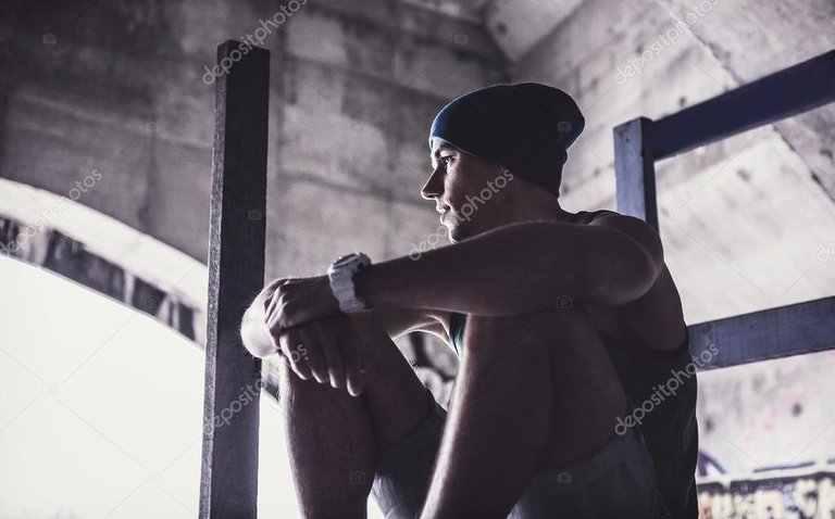 depositphotos_109930368-stock-photo-sad-man-thinking-depression-dream.jpg