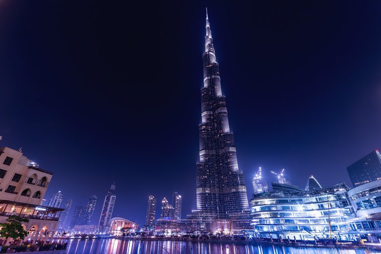 burj-khalifa-2212978_1920.jpg