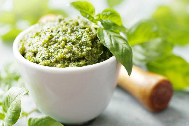 Pesto-de-albahaca-y-espinaca-1.jpg