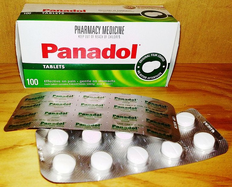 800px-Panadol.jpg