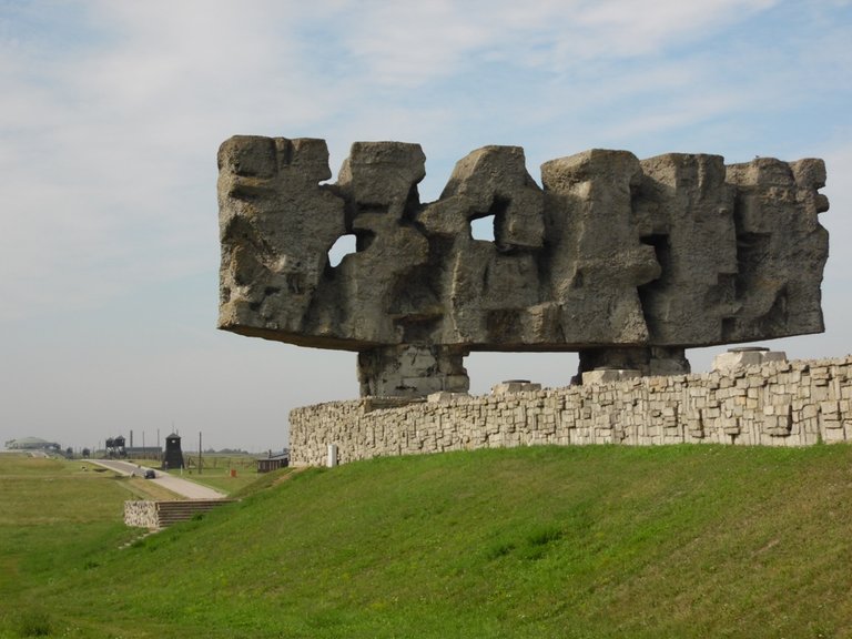 08 lublin majdanek (3).JPG