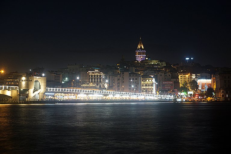 Galata_Tower_s.jpg