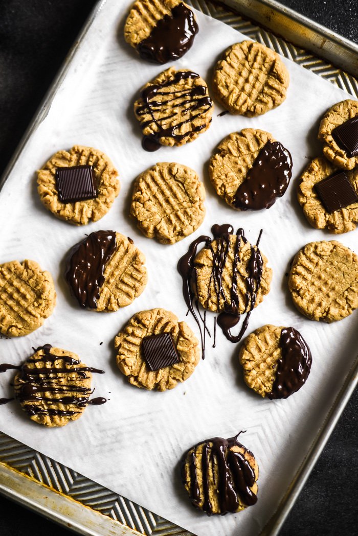 Chocoalte Dipped Peanut Butter Cookies (V+GF)-1.jpg