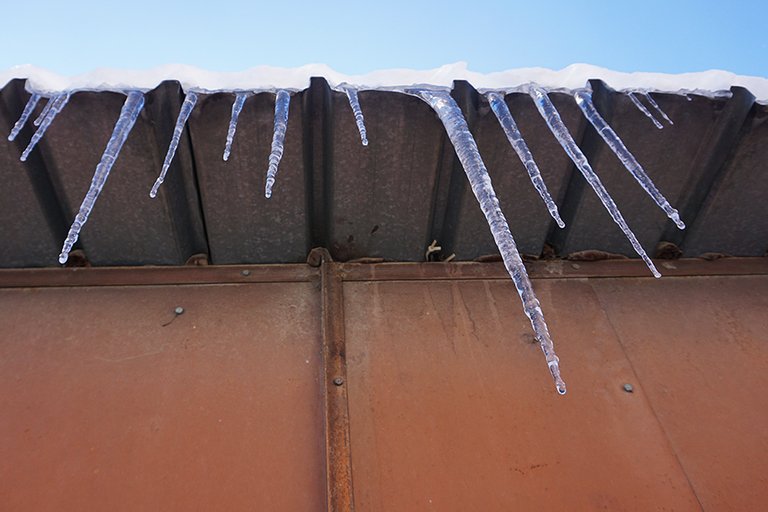 Icicles_2020_010_s.jpg