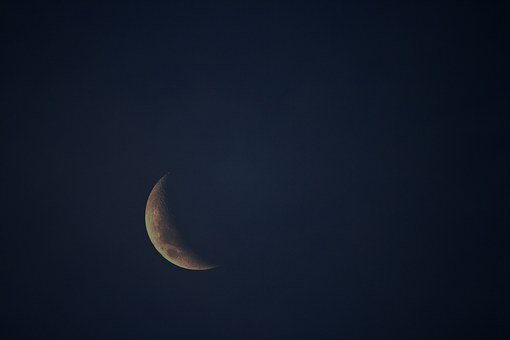 crescent-moon-234811__340.jpg