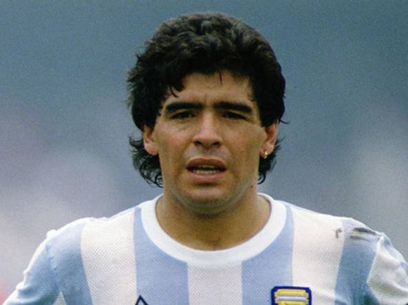 IoGiocoPulito_maradona_pallone_doro-kX9H-U43490185921959mTC-1224x916@Corriere-Web-Sezioni-593x443.jpg