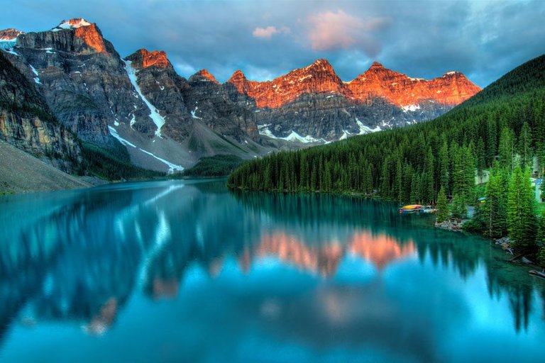moraine-lake-sunrise.jpg