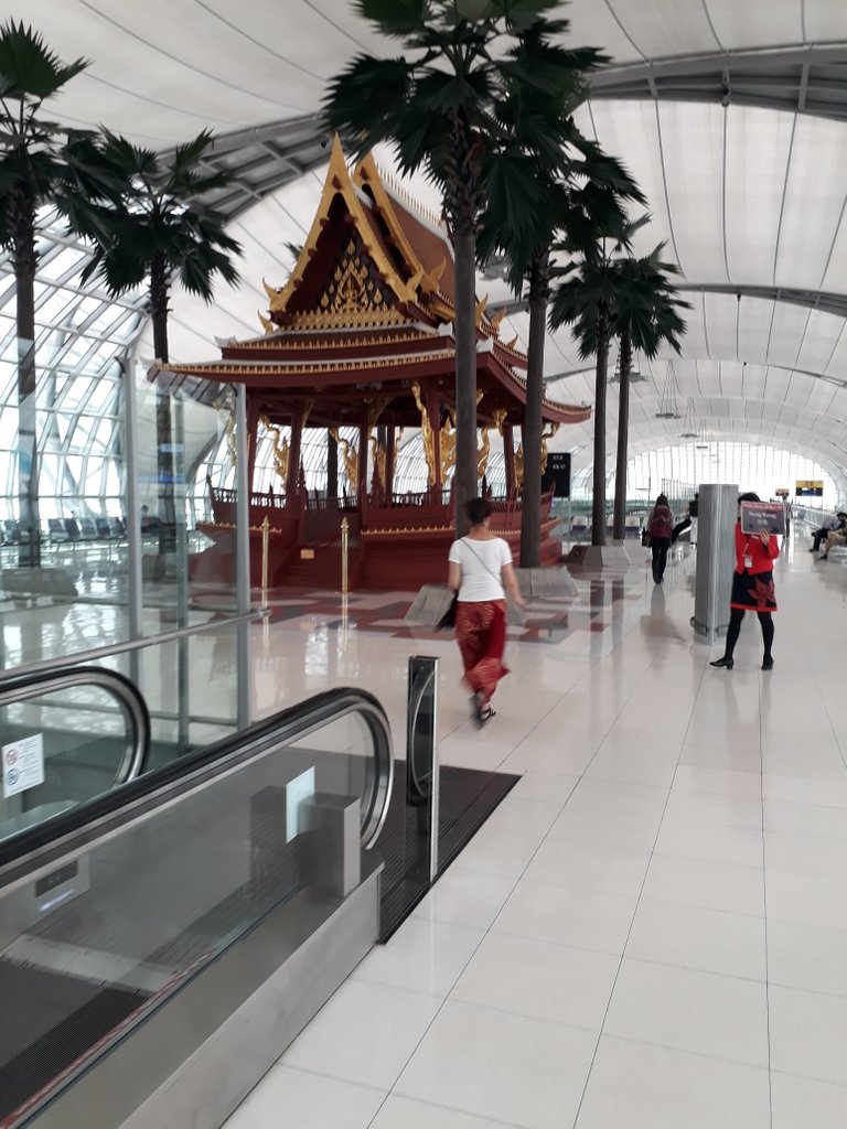Bangkok Airport.jpg