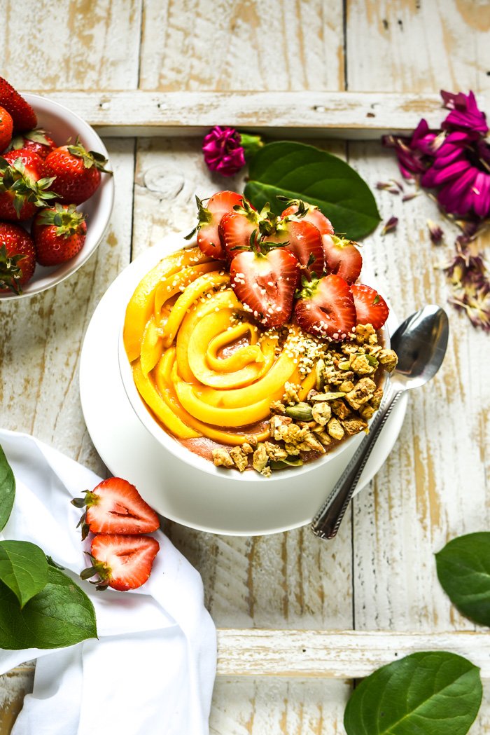 Tropical Strawberry Mango Smoothie Bowl-1.jpg