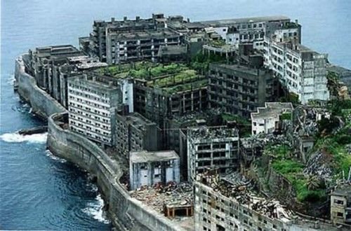 Battleship Island, Japan Abandoned.jpg