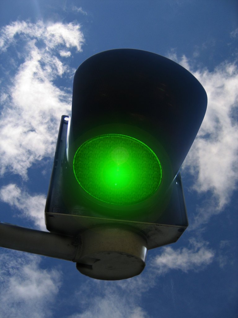 green traffic light.jpg