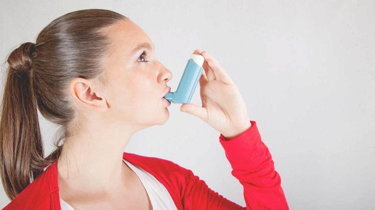 1296x728_Girls-Guide-to-Asthma.jpg