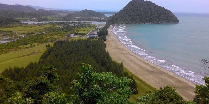 menikmati-pesona-alam-di-puncak-geureute-aceh.jpg