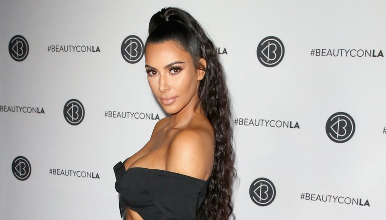 Kim Kardashian Beautycon.jpg