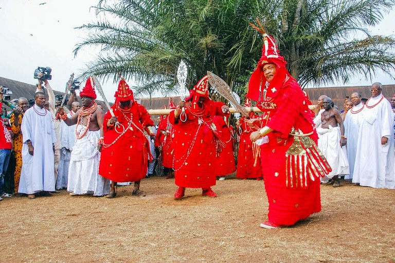 Benin-chiefs-performing-the-traditional-dance-during-the-Igue.jpg