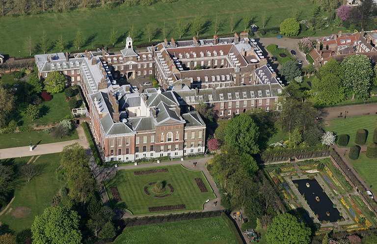 kensington-palace-from-the-air-a.jpg